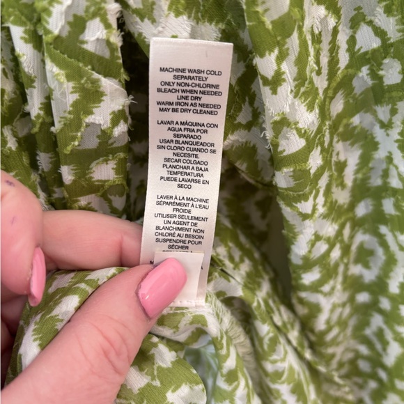 Chico's Green Leaf Patterned Blouse LS Tie-front Women’s 3 or Size 16/28 - Picture 4 of 5